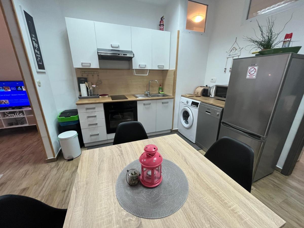 Buono Apartment ซาดาร์ ภายนอก รูปภาพ